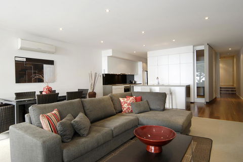 C-Scape Water Front Apartment - New South Wales Tourism  4