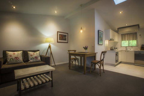 Bright Mystic Valley - New South Wales Tourism  17