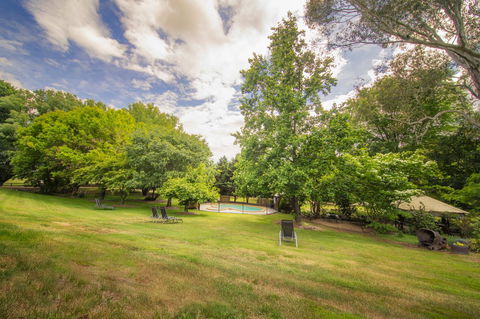 Bright Mystic Valley - New South Wales Tourism  2