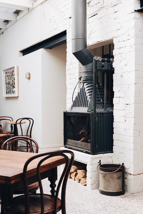 Naughtons Hotel - New South Wales Tourism  20