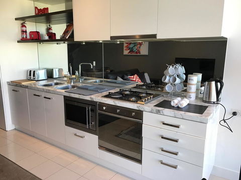 2 Bedroom Luxury At Southbank - New South Wales Tourism  4