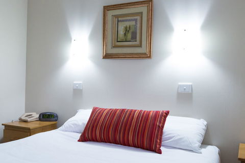 Barkly Motorlodge - New South Wales Tourism  16