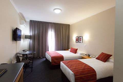 Barkly Motorlodge - New South Wales Tourism  21