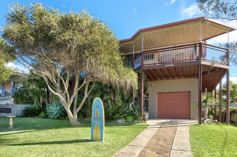 THE BOARDROOM ON BANKSIA - 11 Banksia Ave Bonny Hills - New South Wales Tourism  1