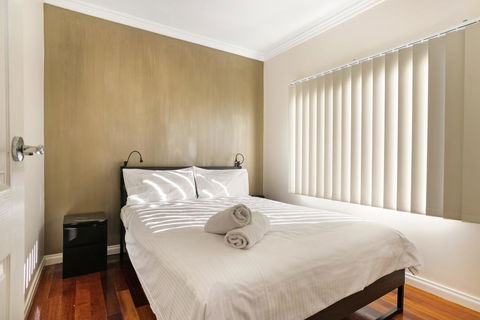 The Bud House - New South Wales Tourism  3