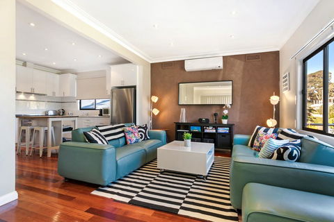 The Bud House - New South Wales Tourism  1