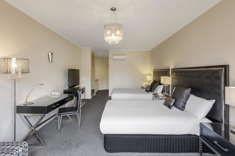 The Carrington Hotel - New South Wales Tourism  2