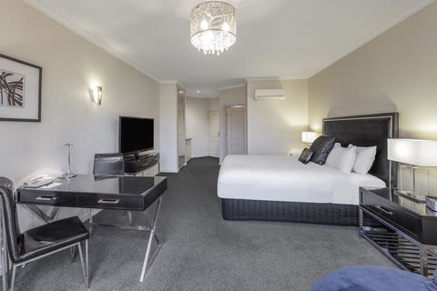 The Carrington Hotel - New South Wales Tourism  3