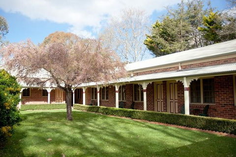 The Carrington Inn - Bungendore - New South Wales Tourism  0