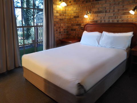 The Carrington Inn - Bungendore - New South Wales Tourism  3
