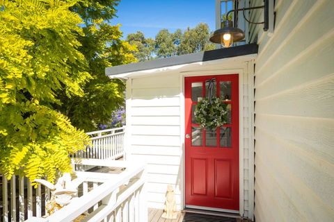 The Cottage - New South Wales Tourism  1