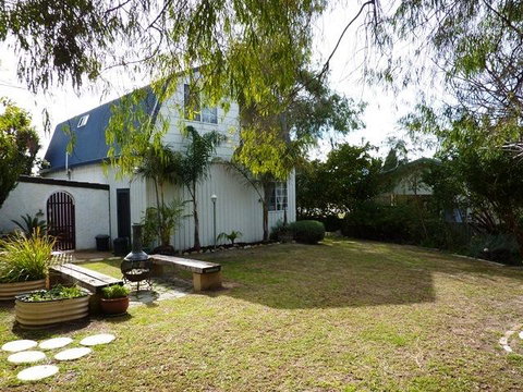 The Doo Drop Inn - New South Wales Tourism  3