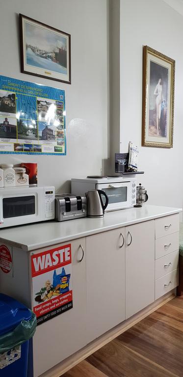 The Eastern Hotel - New South Wales Tourism  0