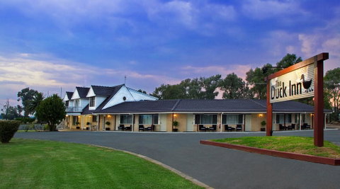 The Duck Inn Apartments - New South Wales Tourism  0