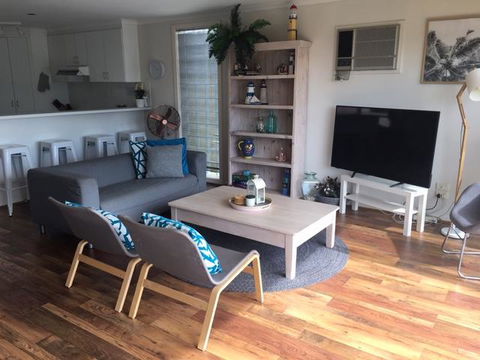 The Esplanade Holiday Home - New South Wales Tourism  1
