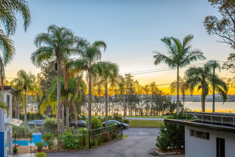 The Esplanade Motel - New South Wales Tourism  2