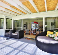 The Endless Summer  Culburra - Pet Friendly - 2 Mins to Beach