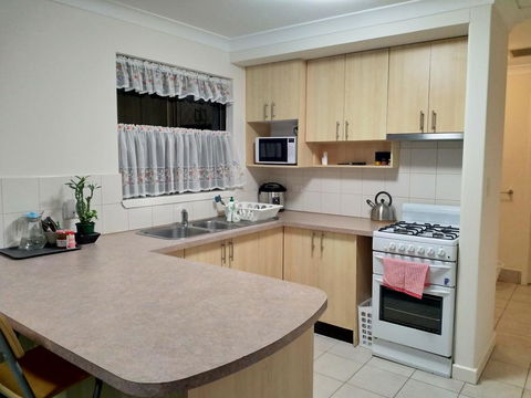 The Fawzi Holiday Home Perth - New South Wales Tourism  3