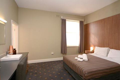 The Formby Hotel - New South Wales Tourism  0