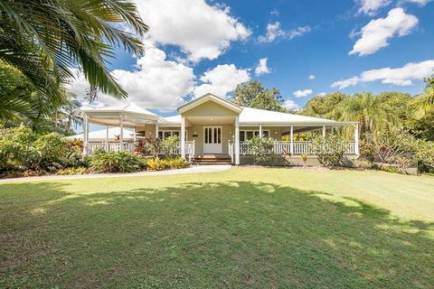 The Frangipani Farm - New South Wales Tourism  1