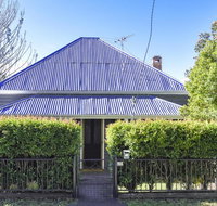 The Grey House - New South Wales Tourism 