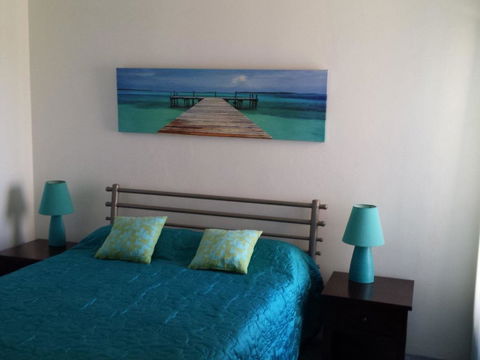 The Headlands 10 - 2 BDRM Apt Across From Alex Beach - New South Wales Tourism  3