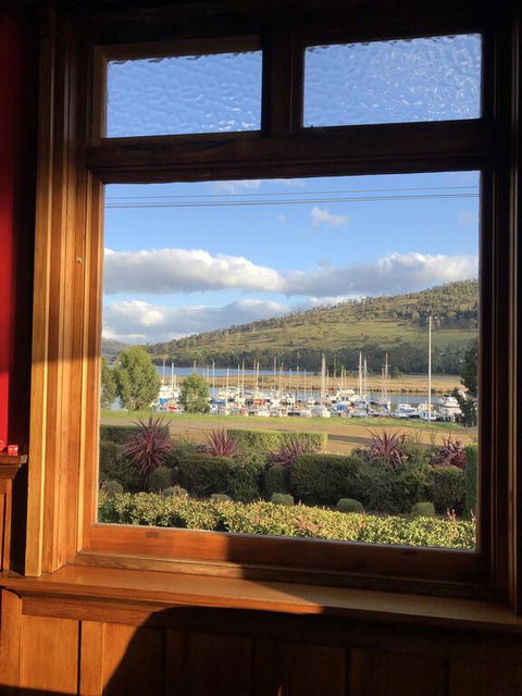 The Kermandie Hotel - New South Wales Tourism  1