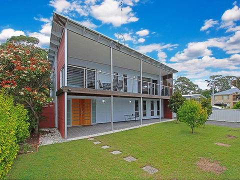 The Lake House - Lake Conjola - New South Wales Tourism  2