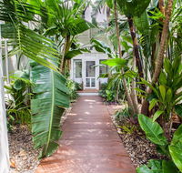 The Lakehouse in Raffetys Resort - New South Wales Tourism 