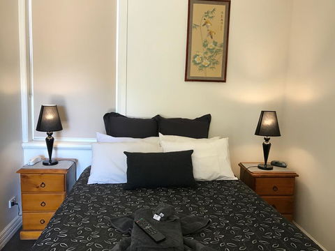 The Lodge Outback Motel - New South Wales Tourism  3