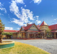 The Lodge Outback Motel - New South Wales Tourism 