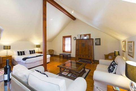 The Mews Studio - New South Wales Tourism  2