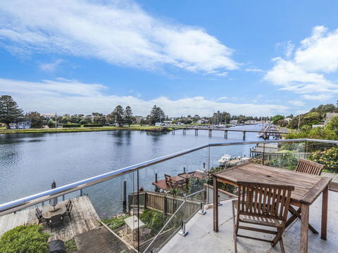 The Moorings - New South Wales Tourism  3