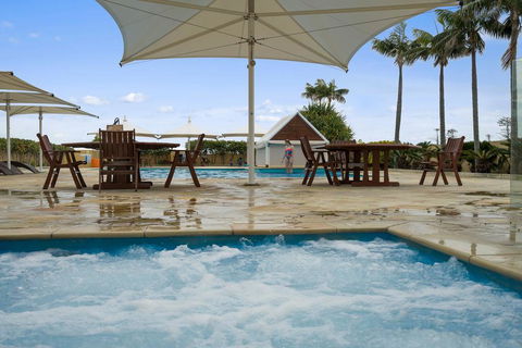 The Oaks Waterfront Resort, Unit 502 - New South Wales Tourism  1