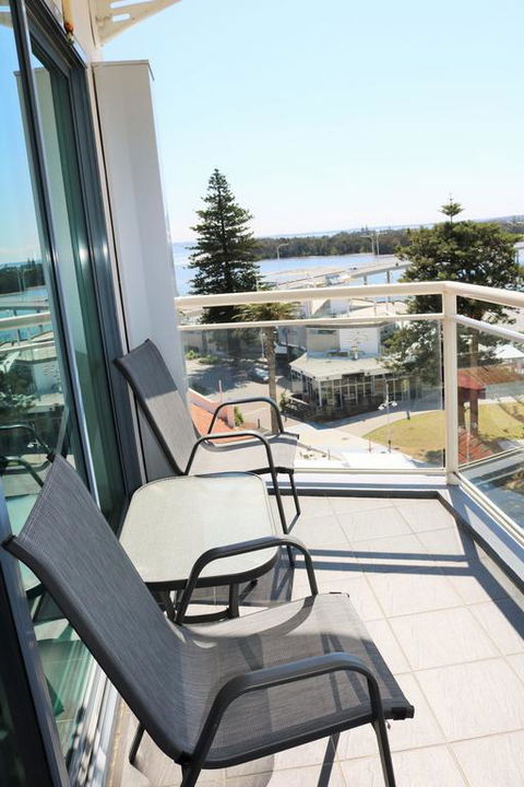The Oaks Waterfront Resort, Unit 502 - New South Wales Tourism  3