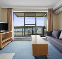 The Oaks Waterfront Resort Unit 511 - New South Wales Tourism 