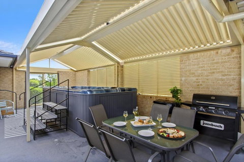The Orient - Family & Pet Friendly - Huge Spa - New South Wales Tourism  0