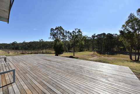 The Parson's Vineyard Retreat - Get Amongst The Vineyards In A Historic Home - New South Wales Tourism  1