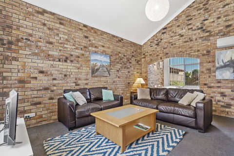 The Pines 5 - New South Wales Tourism  2