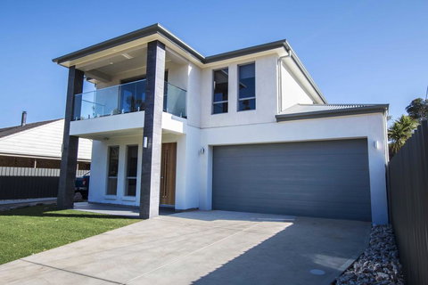 The Races Complex - New South Wales Tourism  0