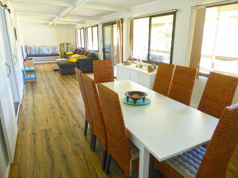 The Relax Shack @ Culburra Beach Sleeps 7 - New South Wales Tourism  2