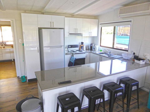 The Relax Shack @ Culburra Beach Sleeps 7 - New South Wales Tourism  1
