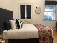 Book Tenterfield Accommodation Vacations New South Wales Tourism New South Wales Tourism 