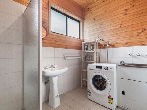 The Rosebud Beach Shack - New South Wales Tourism  3