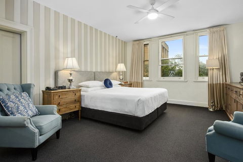The Russell Hotel - New South Wales Tourism  1