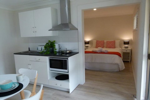 The Sanctuary At Paradise Beach B&B - New South Wales Tourism  1