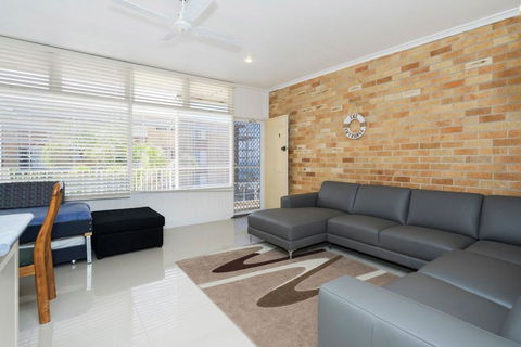 The Sands, Unit 9 - The Entrance - New South Wales Tourism  3