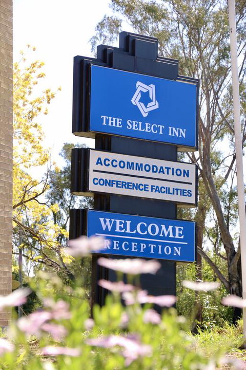 The Select Inn Penrith - New South Wales Tourism  3