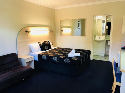 The Shamrock Hotel - New South Wales Tourism  2