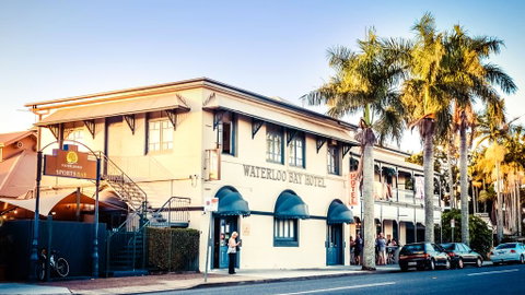 The Waterloo Bay Hotel - New South Wales Tourism  0